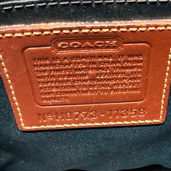 Coach fall colored signature patchwork   55-B1a - Picture 8 of 9